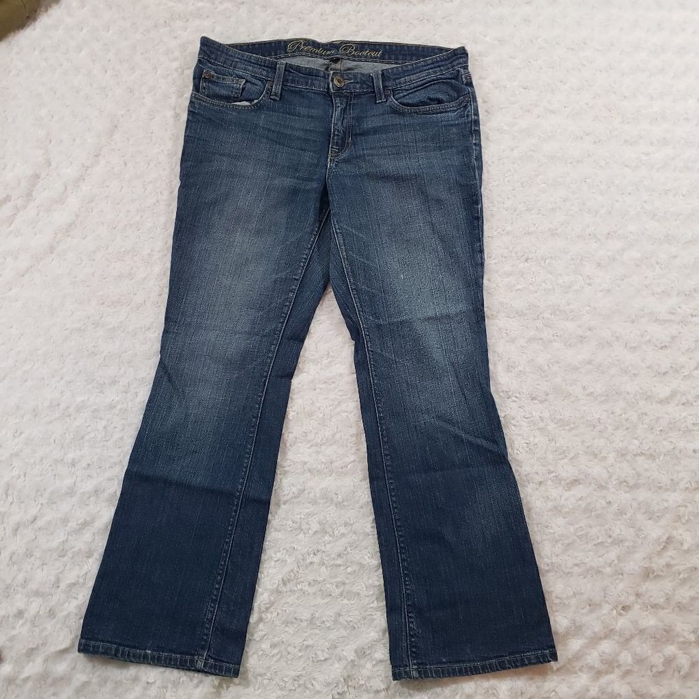 Gap 12 / 31 dark wash bootcut jeans